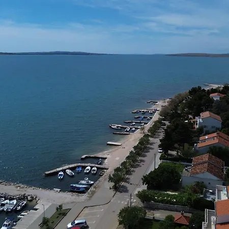 House Milica Tatil Evi *